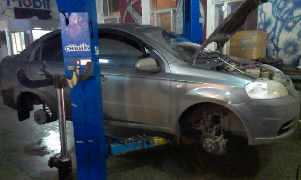 Замена стоек — Chevrolet Aveo Sedan (1G), 1,4 л, 2011 года | своими ...
