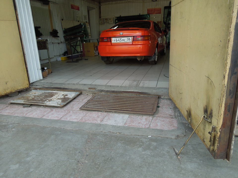 Трещина на лобовом стекле — Toyota Cynos (52), 1,5 л, 1998 года | визит ...