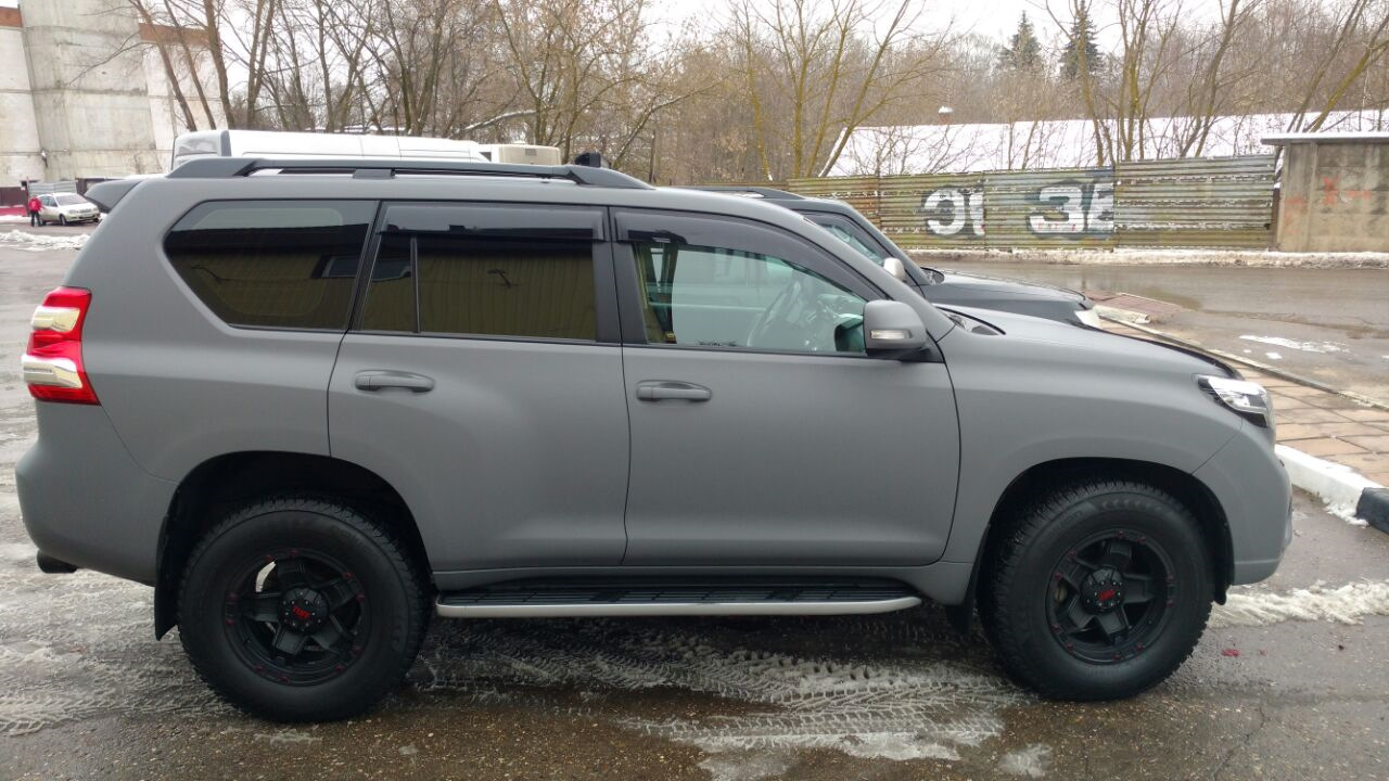 Прадо 150 колеса r17. Toyota land cruiser prado 150 r20. Диски black rhino r20 prado. Диски вылет прадо. 265 70 17 на прадо 150.