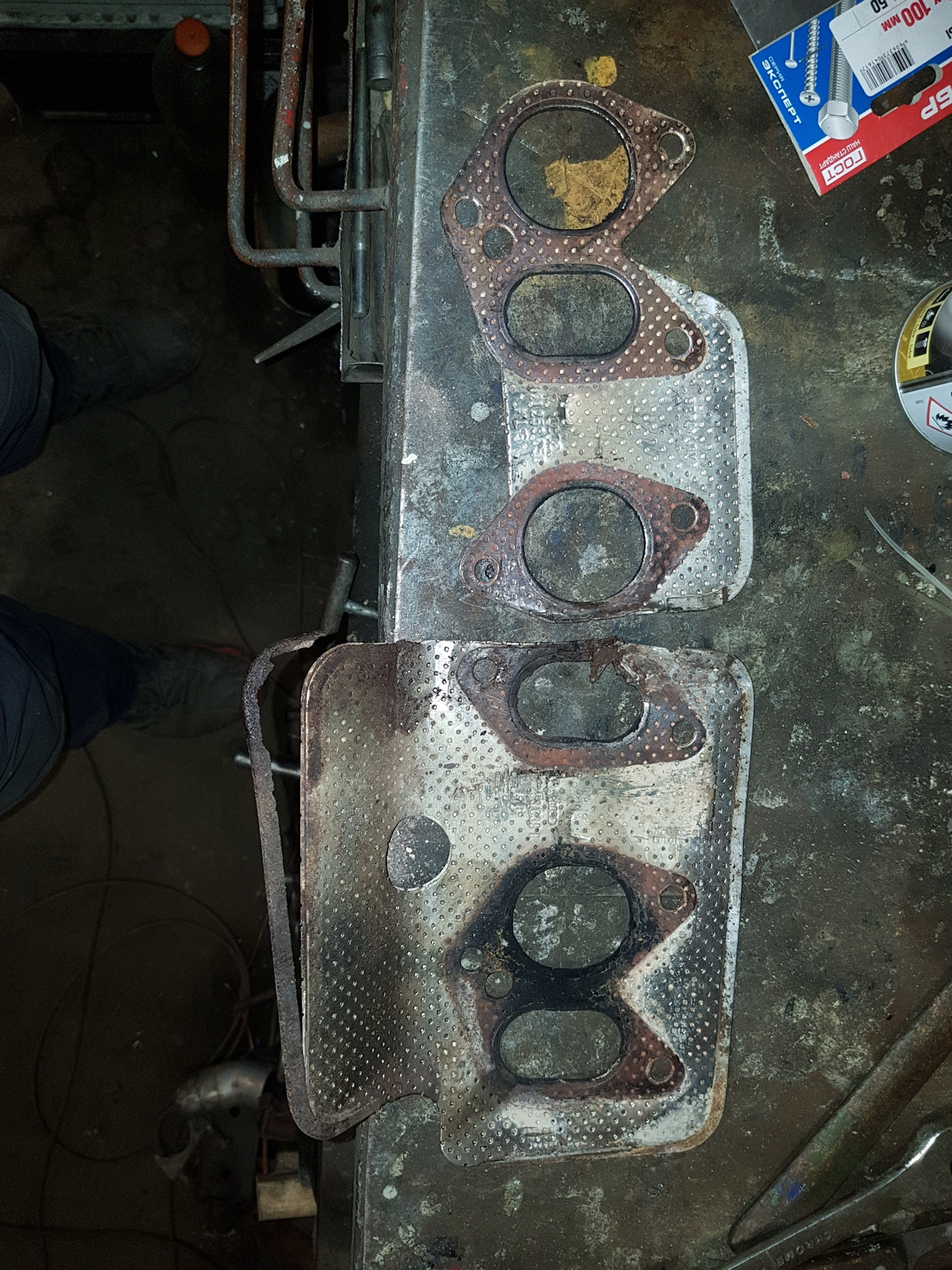 VR6 замена прокладки выхлопного коллектора — Volkswagen Passat B3, 1,8 ...