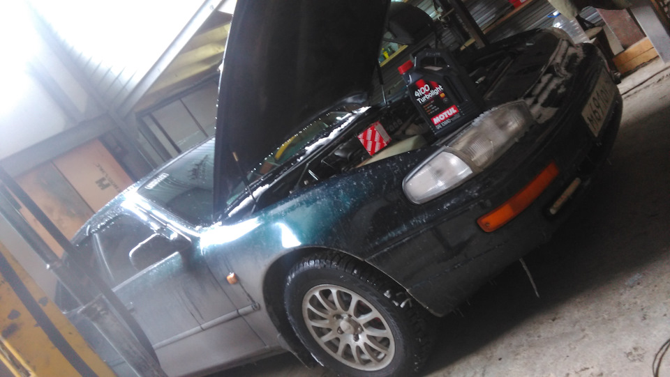 Замена масла ДВС и наблюдение — Toyota Camry (XV10), 3 л, 1992 года ...