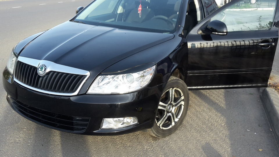 Дворники — Skoda Octavia A5 Mk2, 1,6 л, 2009 года | поломка | DRIVE2