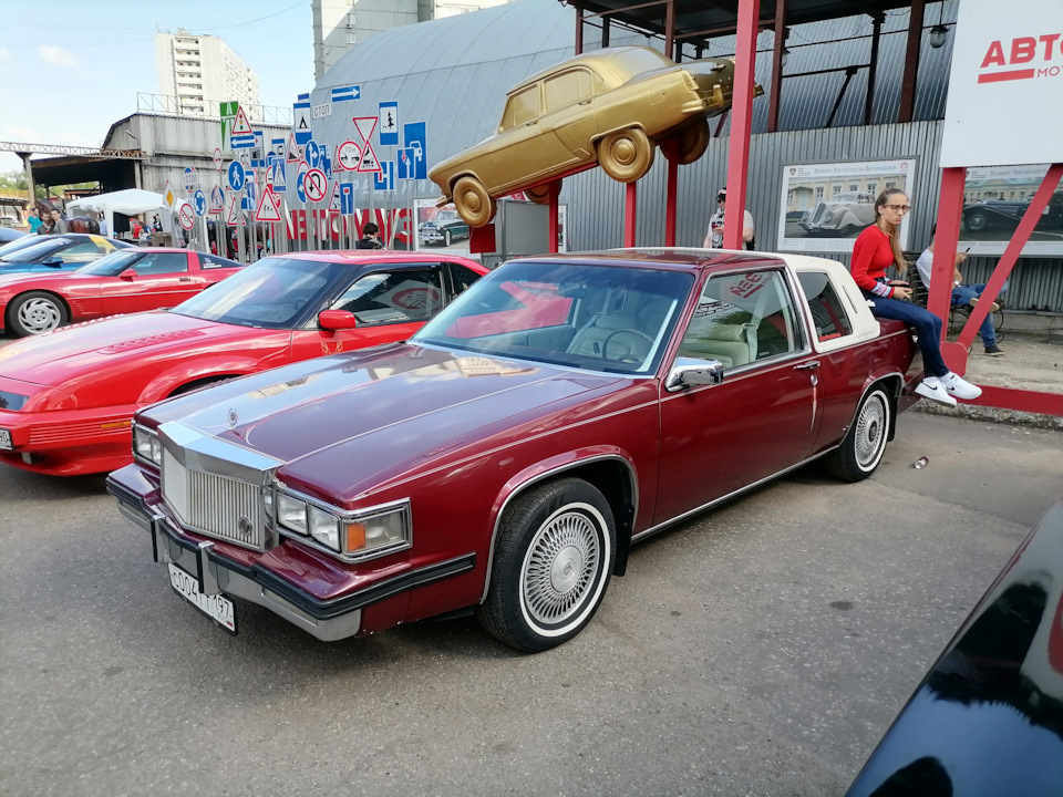 Выставка авто в печатниках. Смотреть фото Выставка авто в печатниках. Смотреть картинку Выставка авто в печатниках. Картинка про Выставка авто в печатниках. Фото Выставка авто в печатниках