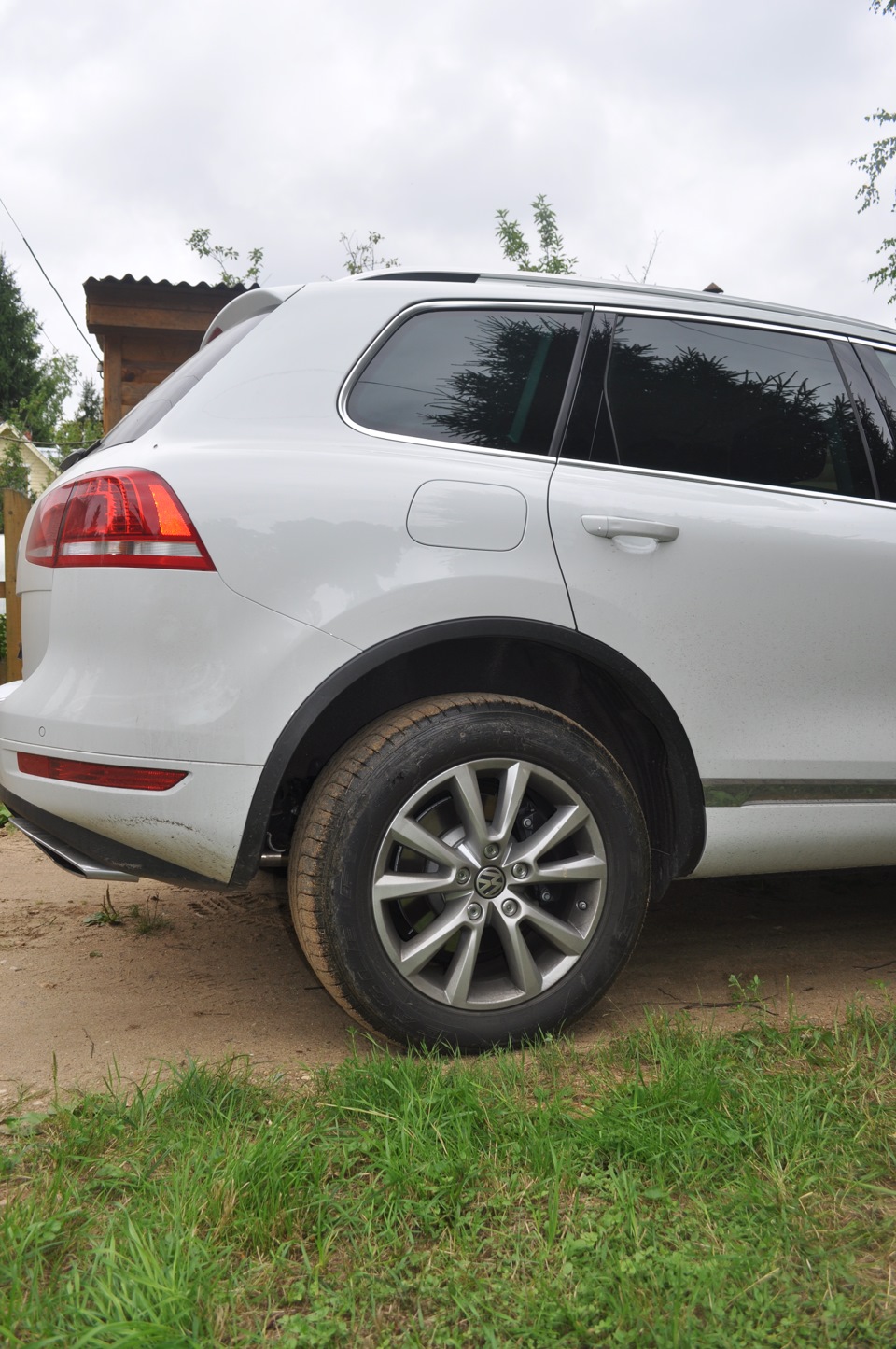 Пневма на туарег. Клиренс Туарег 1 поколения. Touareg NF off Road пакет. Touareg NF без пневмы. Туарег с упавшей пневмой.