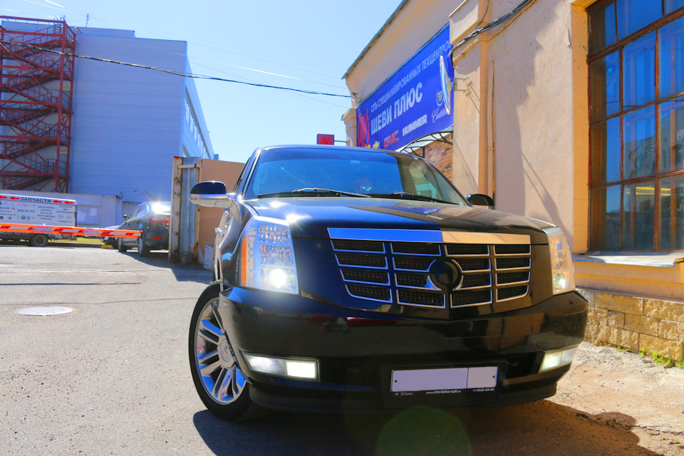 Cadillac Escalade gmt900