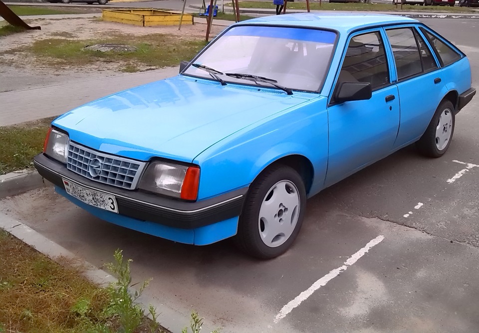 Опель аскона 1.6. Opel Ascona 1.6. Опель Аскона 1.6 1984. Опель Аскона 1984. Опель Аскона хэтчбек 1984.