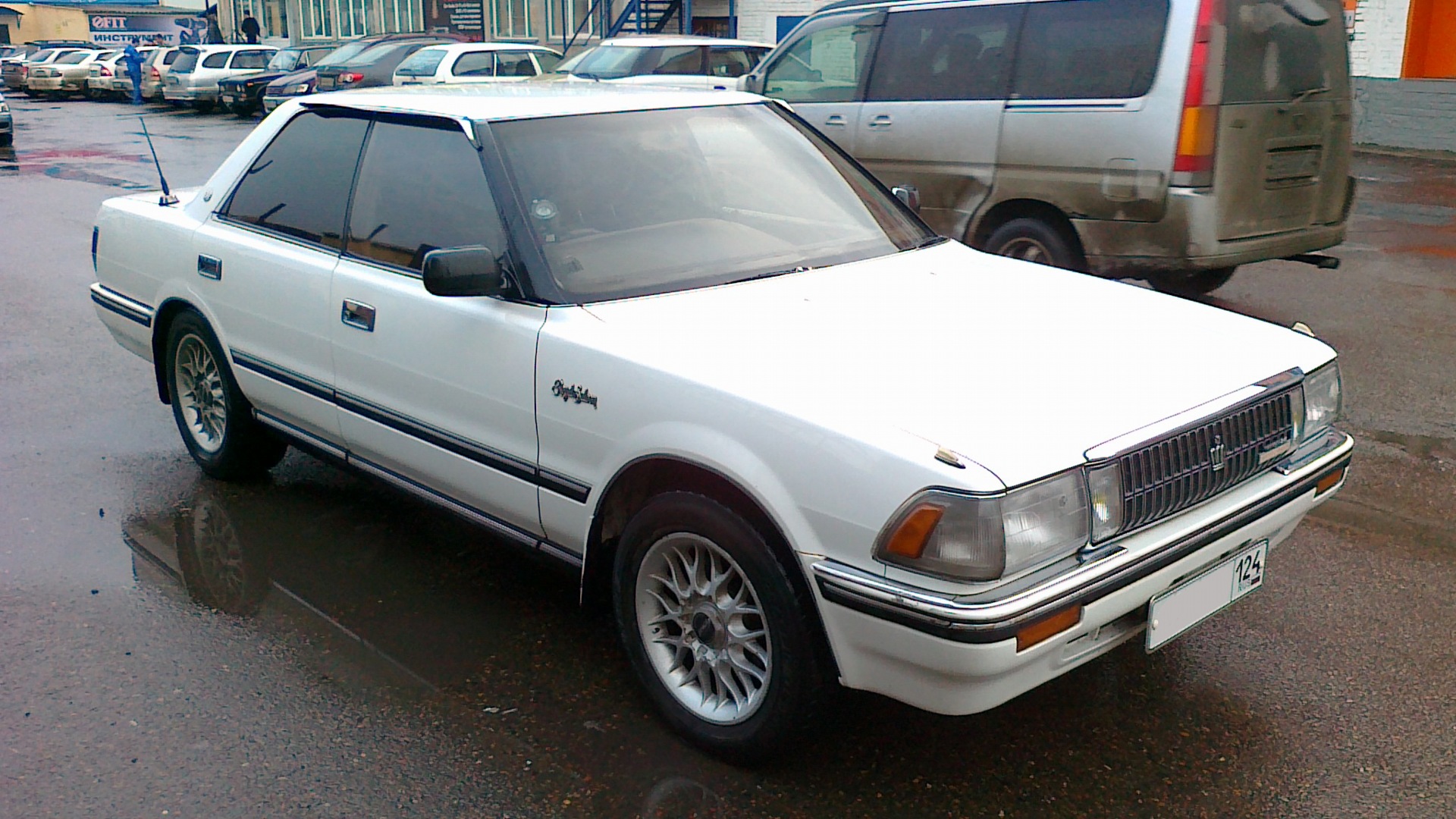 toyota crown 131 РєСѓР·РѕРІ