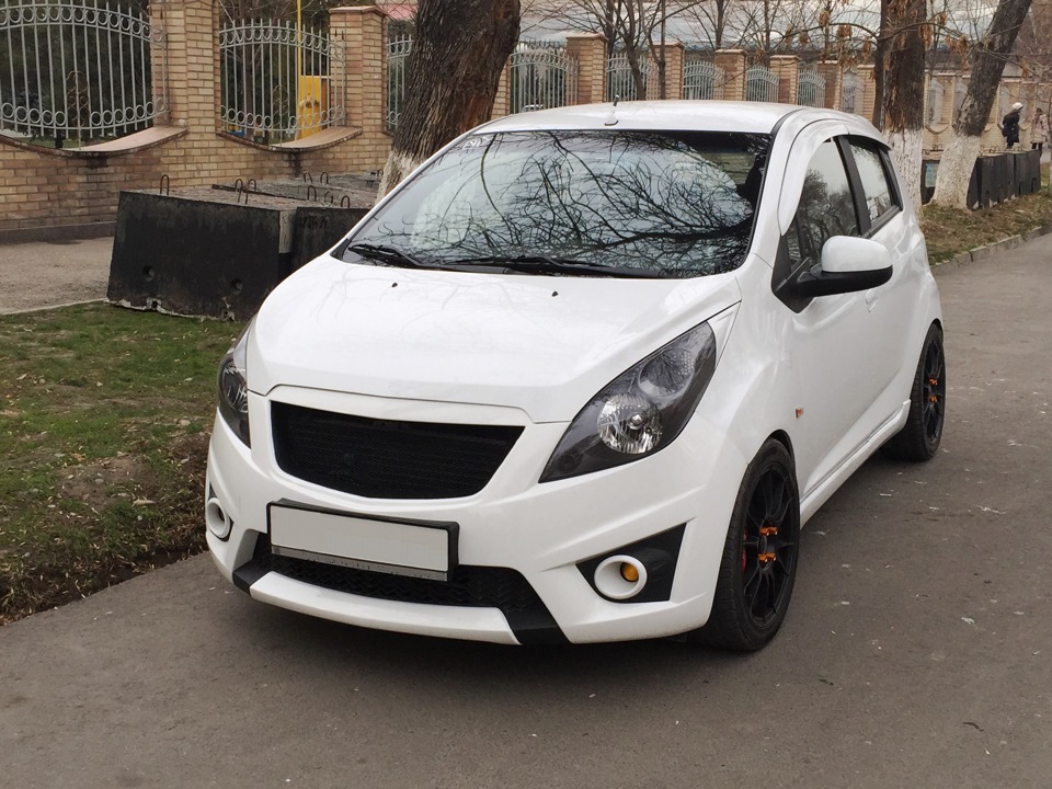 Шевроле спарка фото. Chevrolet Spark м300. Spark Chevrolet Tuning. Chevrolet Spark Tuning uz. Обвес Шевроле Спарк.