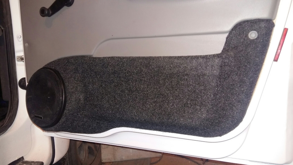 отделка карпетом элементов салона — УАЗ Patriot, 2,7 л, 2009 года ...