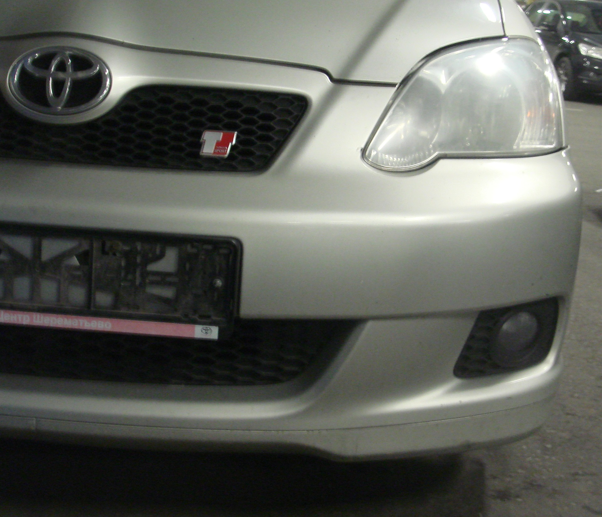       Toyota Corolla 18 2004