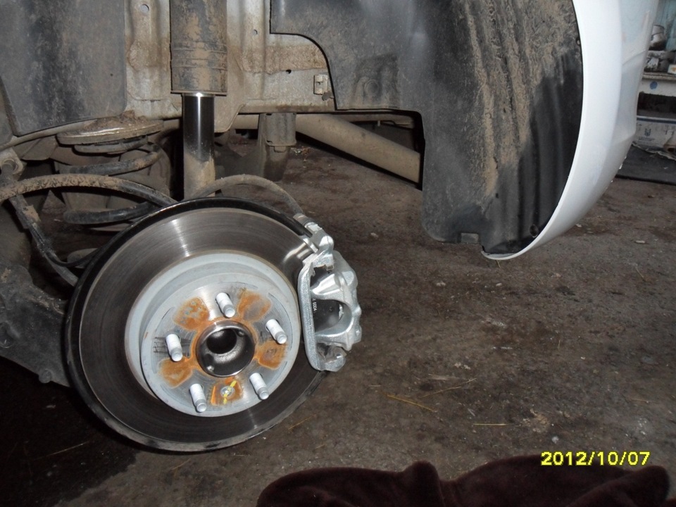 Установка брызговиков на Astra J — Opel Astra J, 1,6 л, 2012 года ...