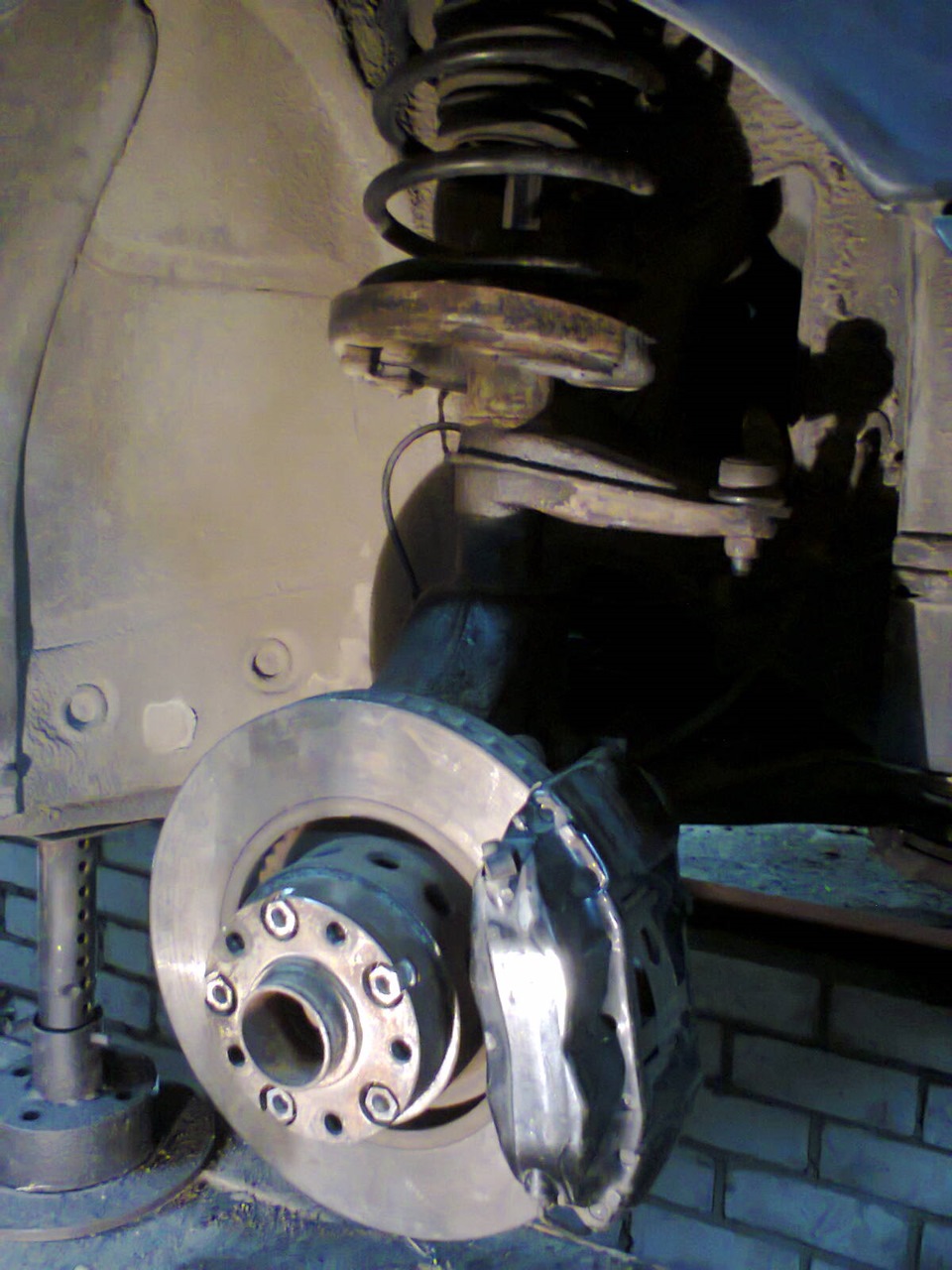 Переделка передних тормозов — Audi 200 (20v), 2,2 л, 1990 года | тюнинг ...