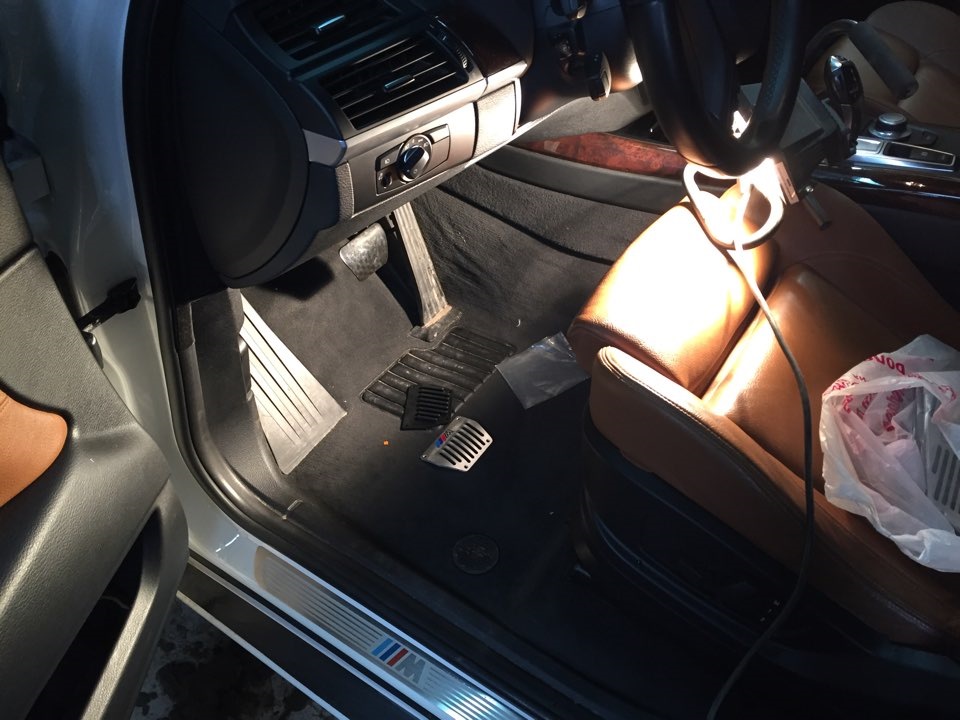 Накладки на педали и пороги M — BMW X5 (E70), 3 л, 2008 года | стайлинг ...