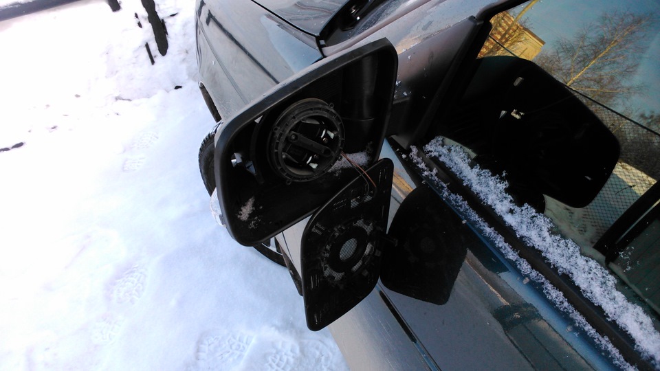 подключение боковых повторителей на зеркала — Lada Приора хэтчбек, 1,8 ...