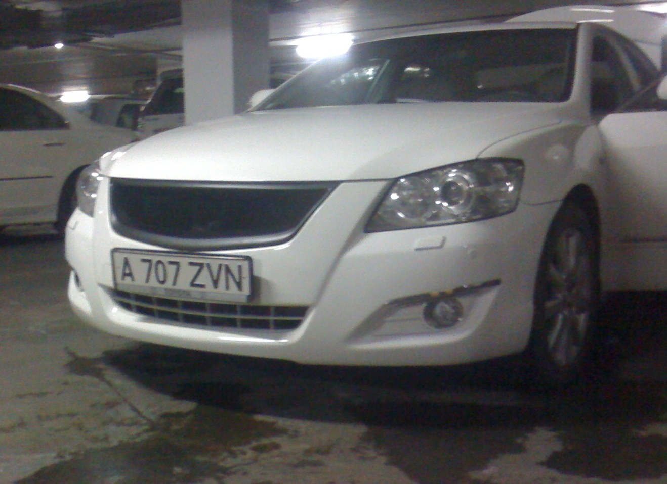 Got the same grille  - Toyota Aurion 35L 2007