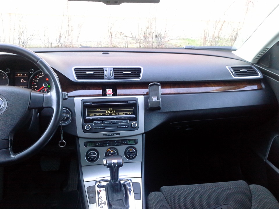 Пришло немного дерева — Volkswagen Passat Variant (B6), 2 л, 2006 года ...