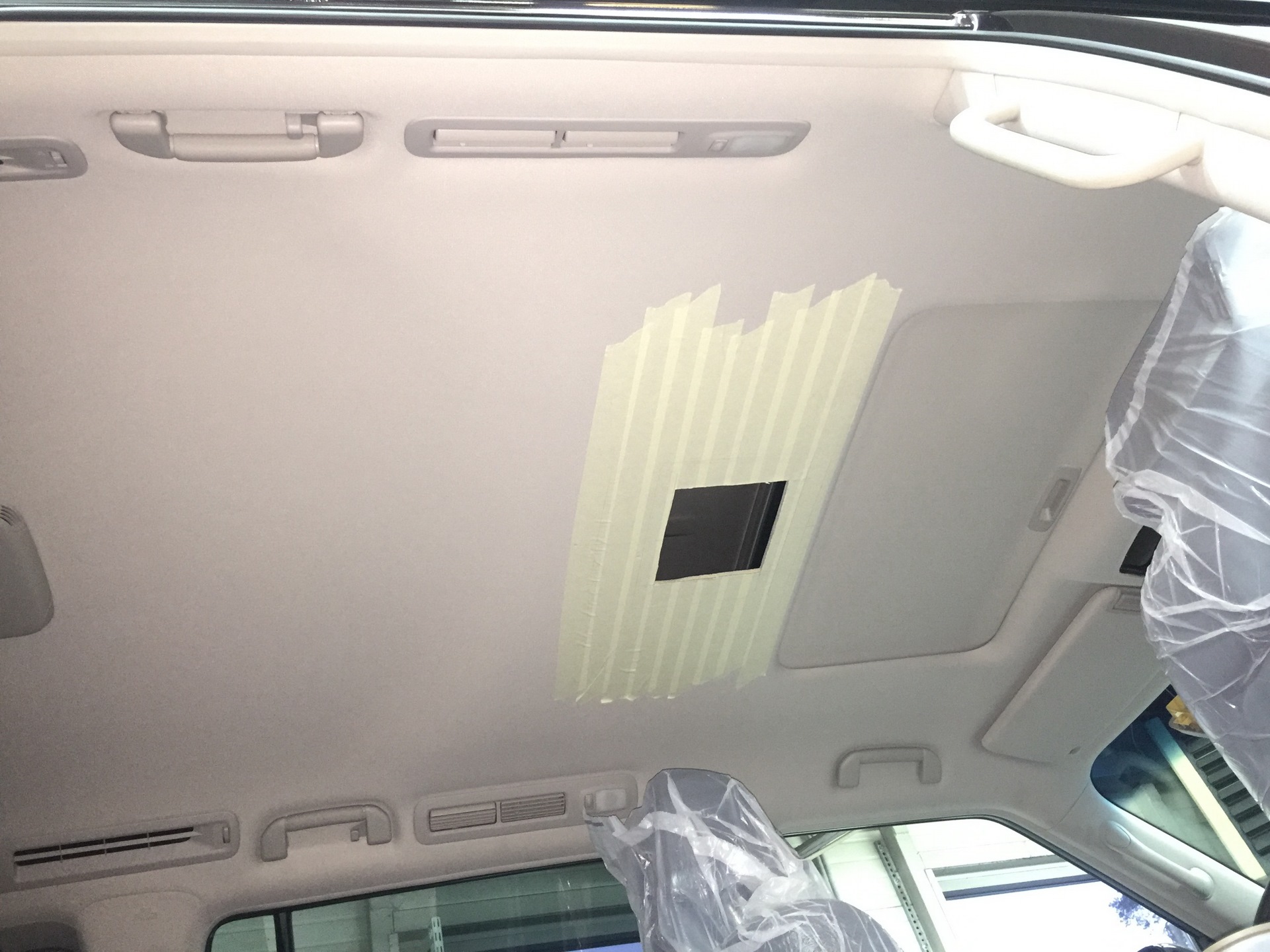 Как снять потолок infiniti qx70 Infiniti QX56 / QX80 - Потолочный монитор - BGTWorkshop на DRIVE2