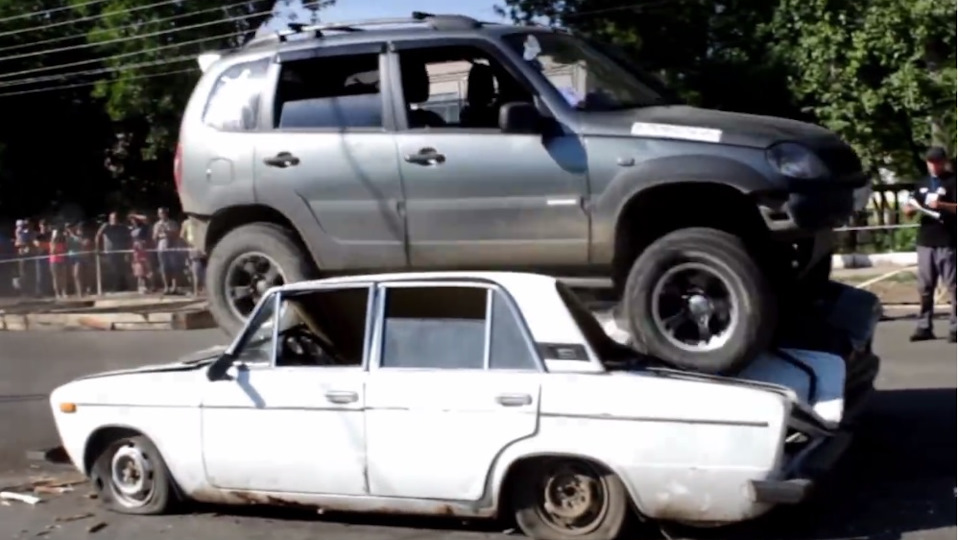 Chevrolet Niva 2.0i 16v 150hp
