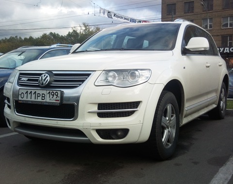 Автономер 29 регион. Белый Фольксваген Туарег 367 номер. Volkswagen Touareg 2008 102 регион. Touareg а222ха24. Фольксваген Туарег зеленый.