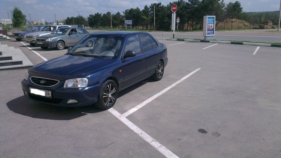 Диски R15 Alcasta M05 BKF — Hyundai Accent (2G), 1,5 л, 2007 года ...