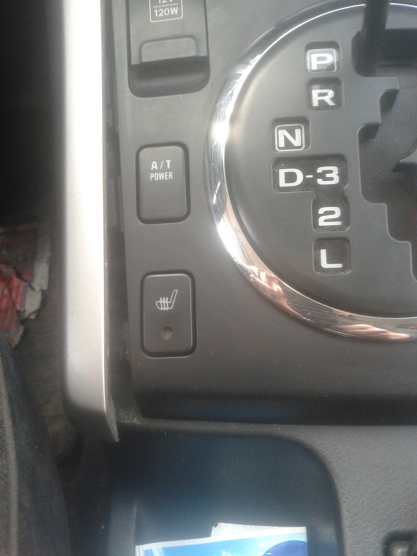 Замена ламп подсветки кнопок и селектора АКПП - Suzuki Grand Vitara (2G), 2 л, 2