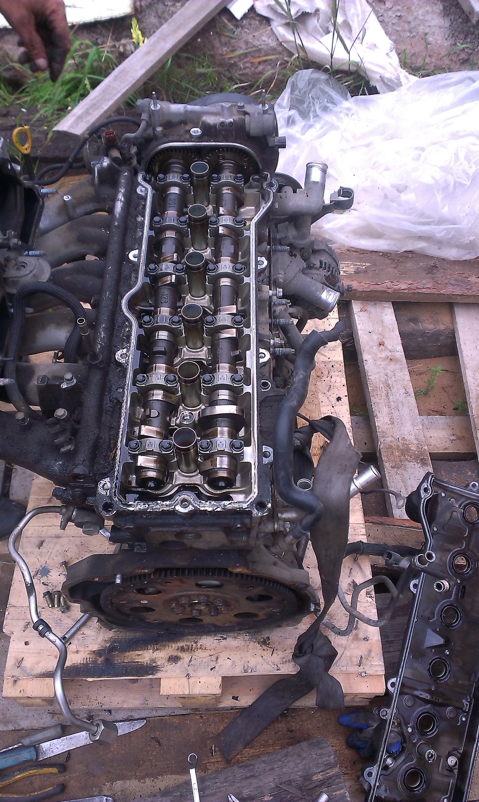 Замена 1jz fse. Распредвал 1jz FSE. 1jz FSE. Fse11324025. Теплообменник КПП 1jz FSE устройство.