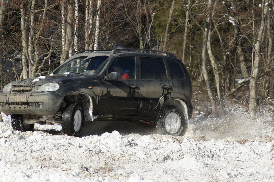 Последний снег Chevrolet Niva л года обкатка DRIVE