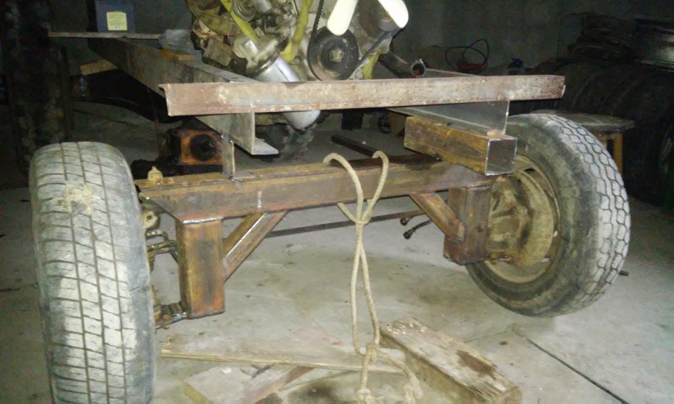 передняя балка для минитрактора из ваз 2108. передняя балка на минитрактор уралец. балка на т 16 от уазика. передняя балка на минитрактор ступицы москвич. маятниковая балка минитрактора 2109.