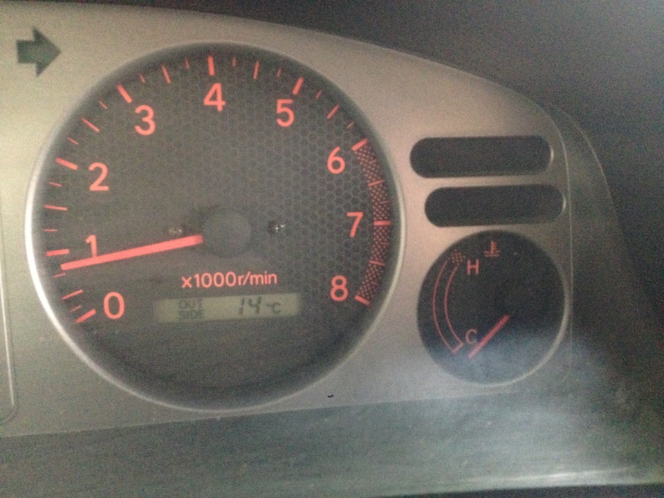 Предположительно датчик Холостого Хода. — Toyota Corolla (110), 1,3 л ...