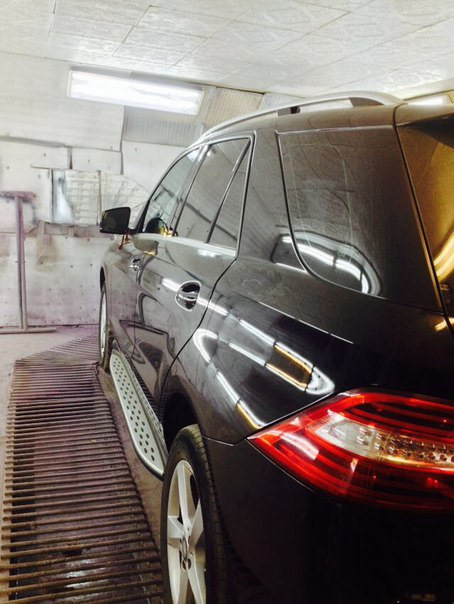 локальная покраска заднего крыла Мерс Ml320 — DRIVE2