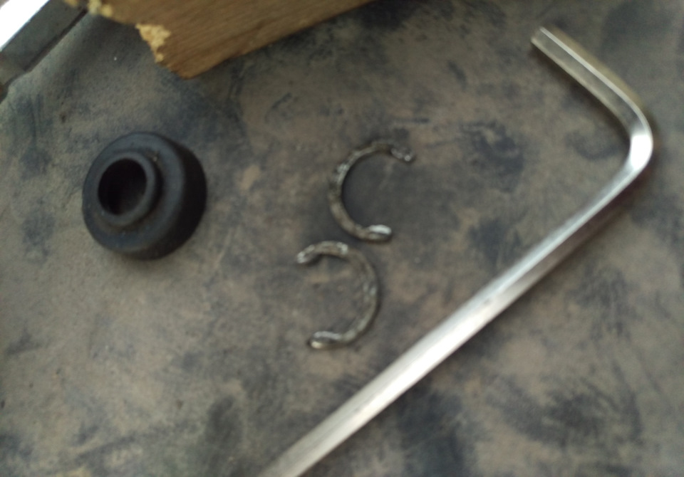 Фото в бортжурнале KIA Ceed SW (1G)