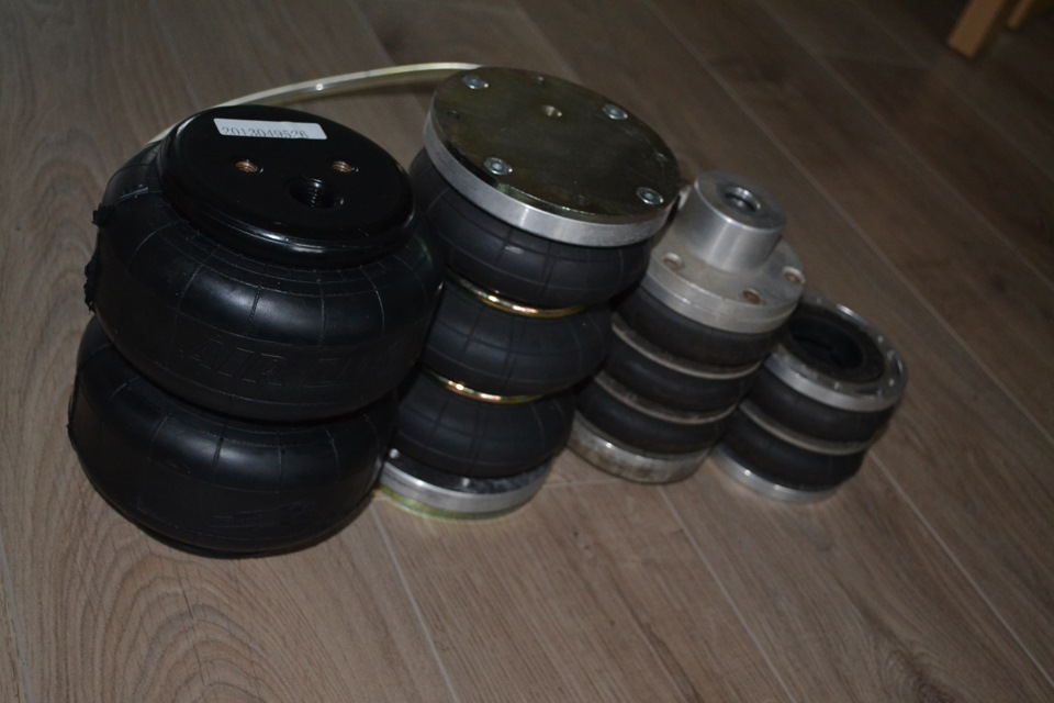 Приехала посылка с другого континента. Air Lift Dominator 2500 и