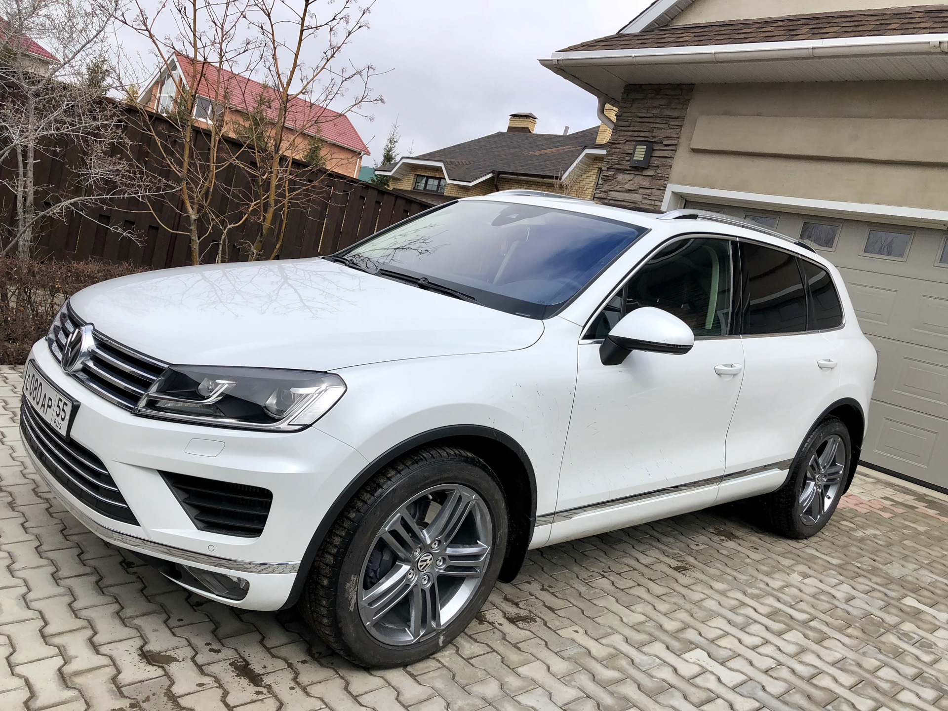 Туарег нф дизель. Фольксваген Туарег 2015 белый. Volkswagen Touareg 2015 белый. Volkswagen Туарег 2. Touareg 2014 Tuning.