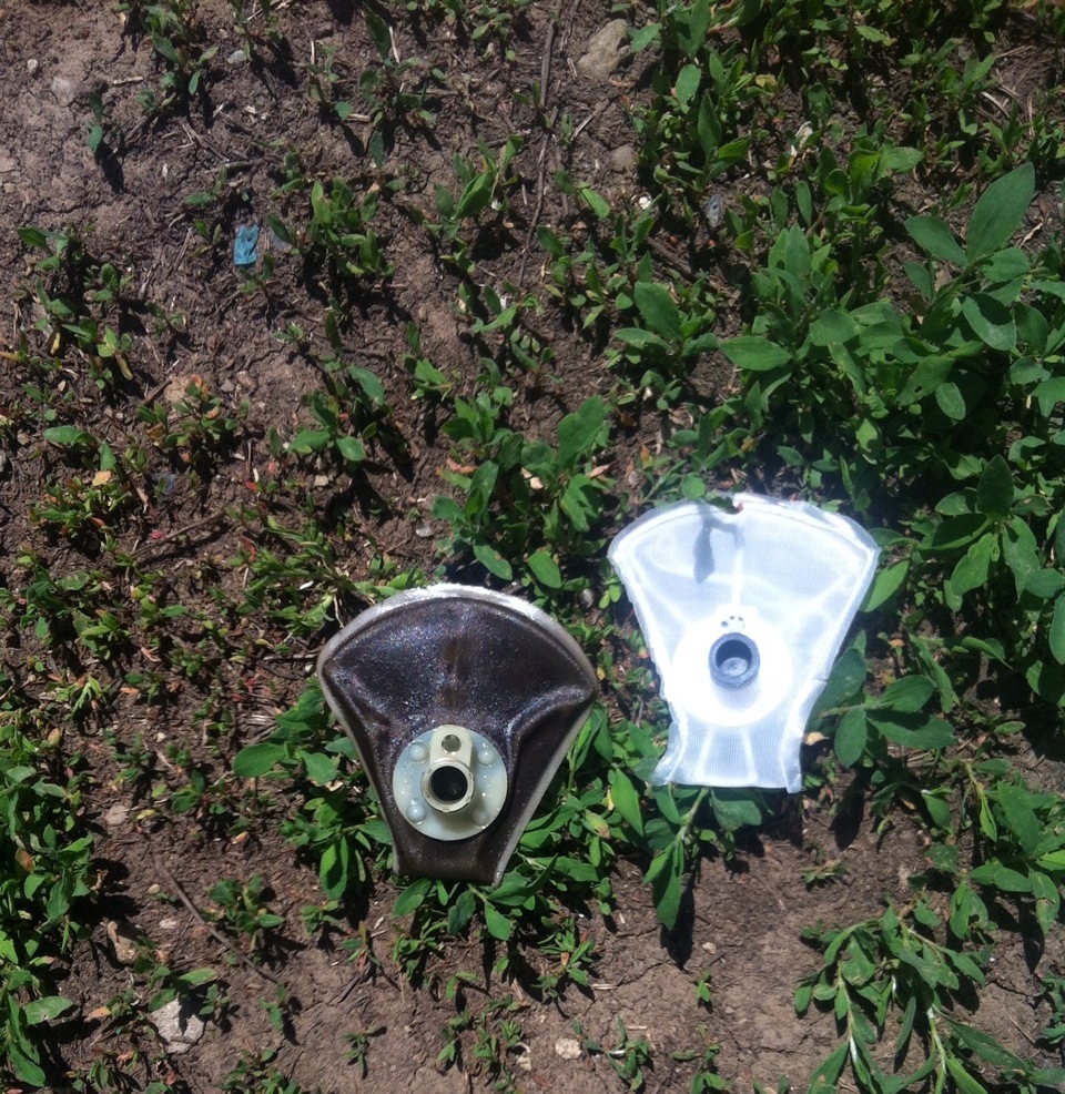 Замена сетки бензонасоса — Lada 2115, 1,5 л, 2004 года | своими руками ...