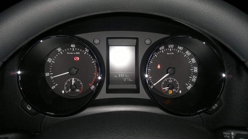 шумоизоляция капота — Skoda Yeti, 1,2 л, 2014 года | аксессуары | DRIVE2