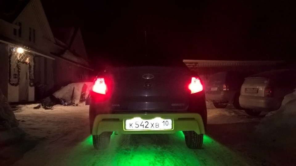Задние фонари — Lada Гранта (1G), 1,6 л, 2012 года | стайлинг | DRIVE2