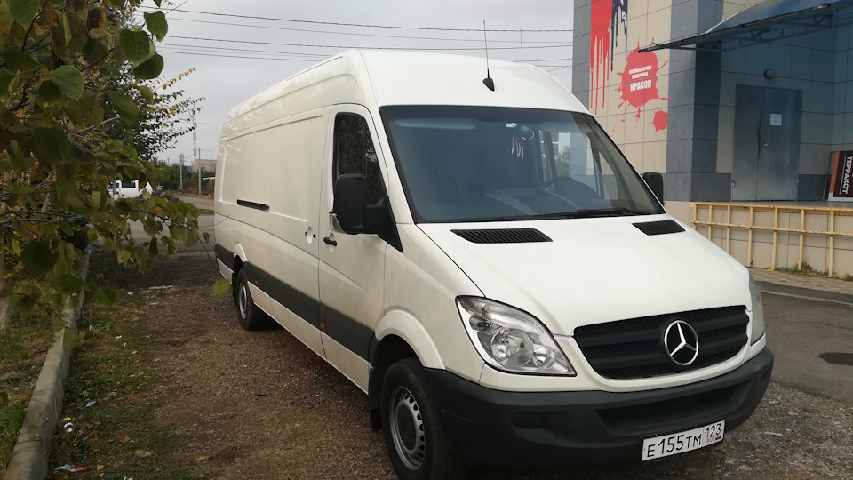 Mercedes Mercedes Sprinter Р±РµР»С‹Р№