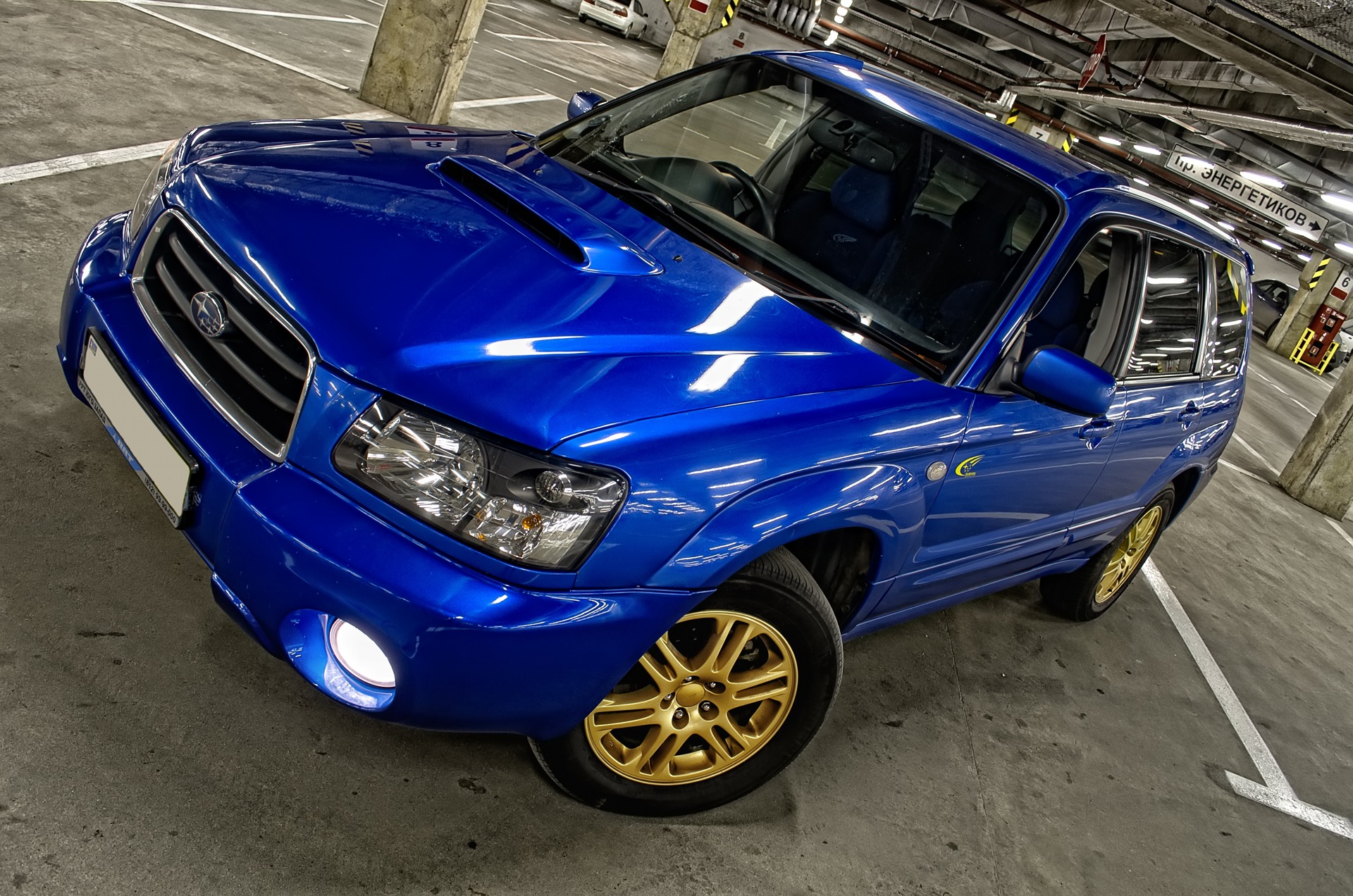 Кузов субару форестер купить. Subaru Forester STI 2004. Цвет Субару 555. Субару Форестер 555. Субару Форестер синий.