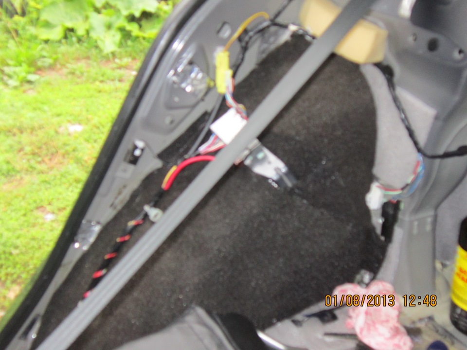 Шумоизоляция задних колесных арок изнутри опять правЕльно ...