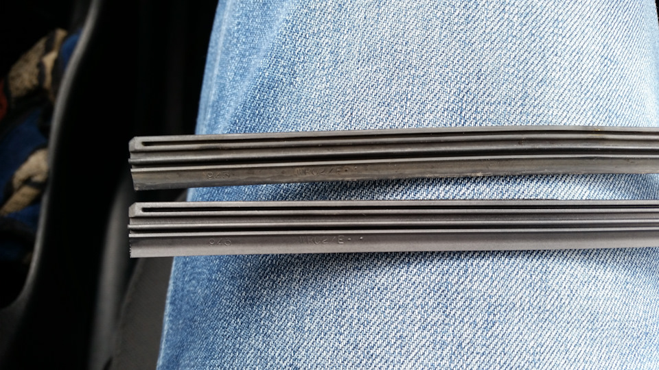 Сверху пассажирская старая. Снизу пассажирская новая. — Hyundai Solaris (1G)