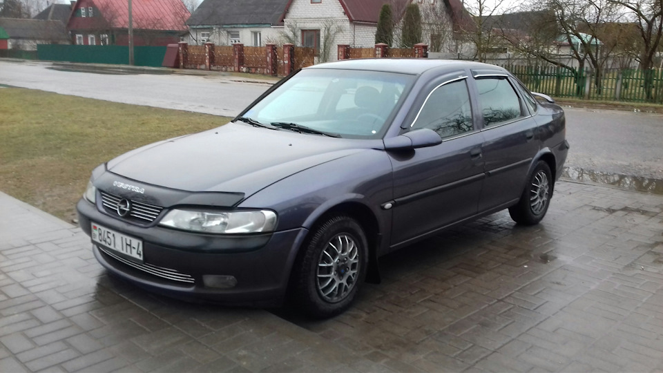 Опель вектра б 1998г. Opel Vectra 1.6 МТ, 1998. Opel Vectra b 1998. Opel Vectra 1998 1.6. Опель Вектра б 1.6 1998.