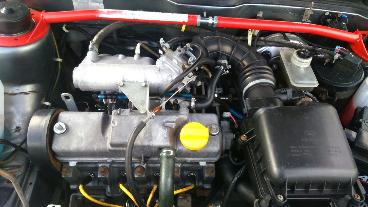 Двигатель новый 2115. ВАЗ 2115 С 2-Л двигателем. Движок ВАЗ 2115. Двигатель ВАЗ 2115. ДВС ВАЗ 2115.