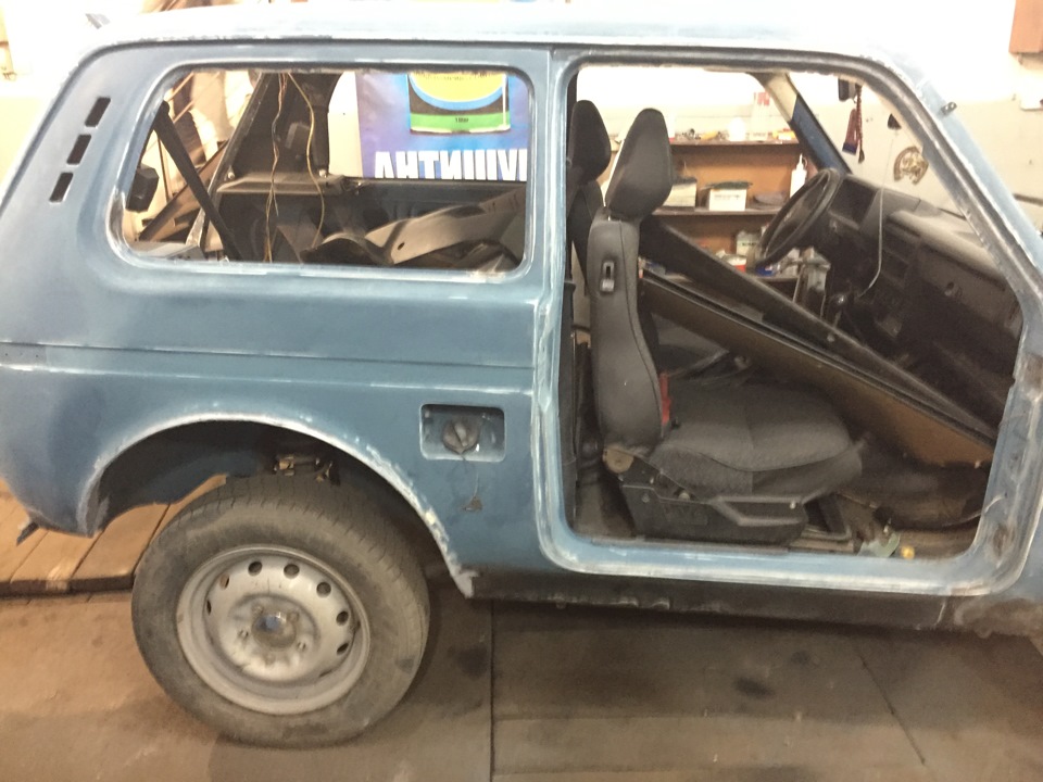 Подготовка к покраске раптором — Lada 4x4 3D, 1,7 л, 2008 года ...