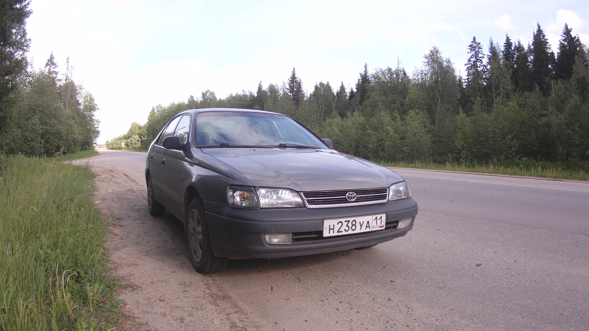 Toyota Carina E 1.6 бензиновый 1995 | серо-черная японка на DRIVE2