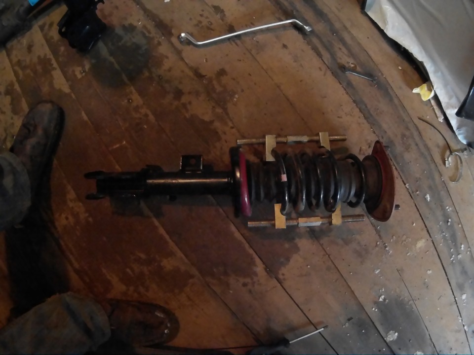 Старый модифицирован новым, теперь все гуд! — Mitsubishi Colt VI