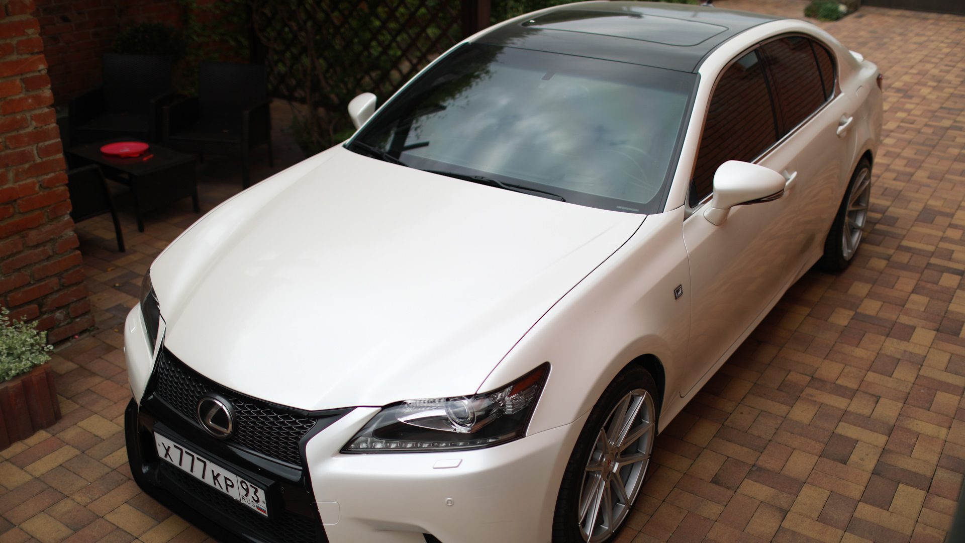 Lexus GS (L10) 2.5 бензиновый 2013 | Белый Перламутр на DRIVE2