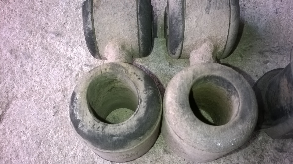 Замена тосола и резинок стабилизатора — Lada Приора седан, 1,6 л, 2008 ...