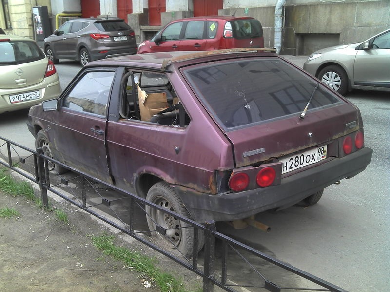 Брошенные автомобили в санкт петербурге