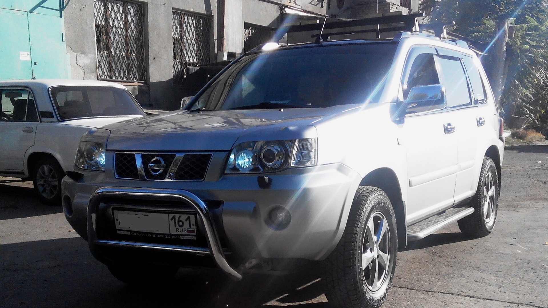 Х т30. Nissan x-Trail t30 Tuning. Nissan x Trail т30 Tuning. Камуфляж для Nissan x-Trail t30. Реснички Nissan x-Trail t30.