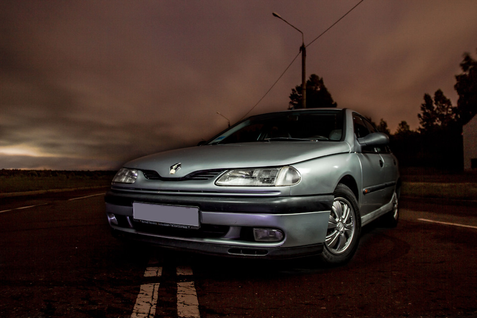 Renault laguna 1 фото